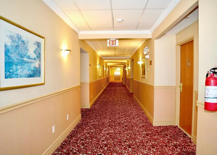 The Glengate Hotel & Suites